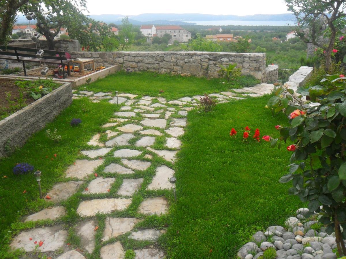 Apartman Hill Hotel Skradin Buitenkant foto